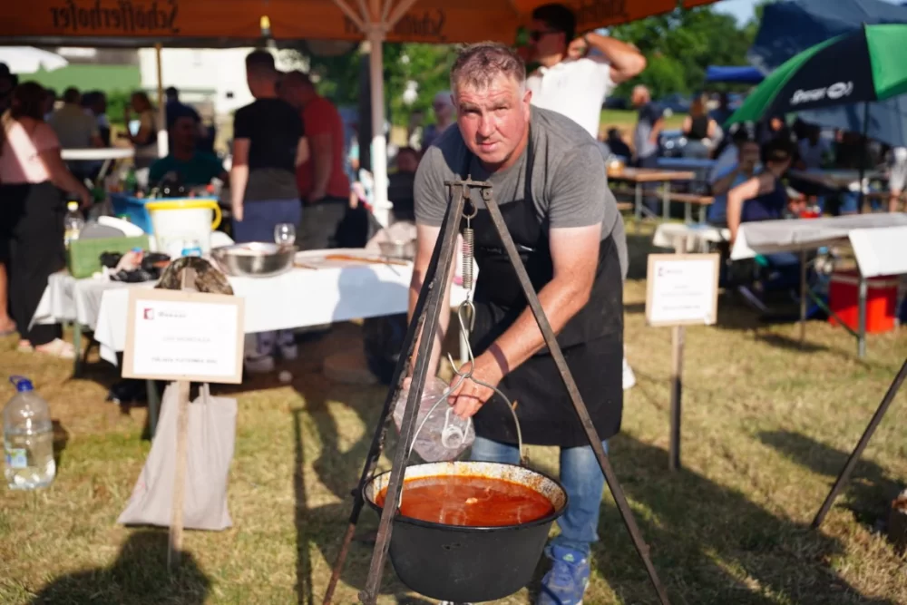 TRADICIONALNA 18. FIŠIJADA U PLETERNICI: Prvo mjesto osvojio Benjamin Hodulak iz Resnika