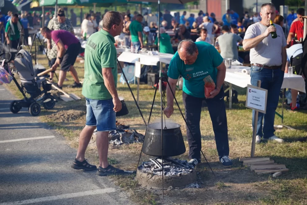 TRADICIONALNA 18. FIŠIJADA U PLETERNICI: Prvo mjesto osvojio Benjamin Hodulak iz Resnika