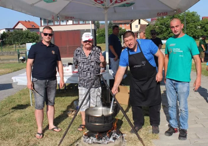 TRADICIONALNA 18. FIŠIJADA U PLETERNICI: Prvo mjesto osvojio Benjamin Hodulak iz Resnika