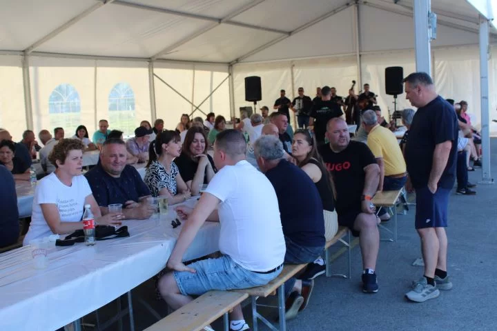TRADICIONALNA 18. FIŠIJADA U PLETERNICI: Prvo mjesto osvojio Benjamin Hodulak iz Resnika
