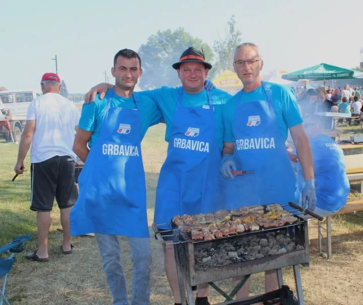 TRADICIONALNA 18. FIŠIJADA U PLETERNICI: Prvo mjesto osvojio Benjamin Hodulak iz Resnika