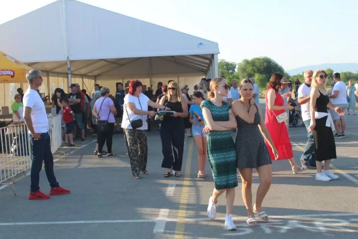 TRADICIONALNA 18. FIŠIJADA U PLETERNICI: Prvo mjesto osvojio Benjamin Hodulak iz Resnika