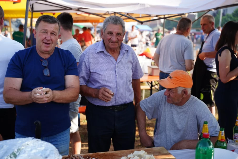 TRADICIONALNA 18. FIŠIJADA U PLETERNICI: Prvo mjesto osvojio Benjamin Hodulak iz Resnika