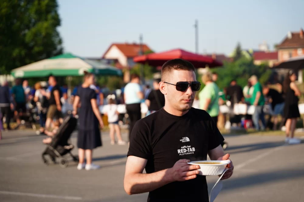 TRADICIONALNA 18. FIŠIJADA U PLETERNICI: Prvo mjesto osvojio Benjamin Hodulak iz Resnika