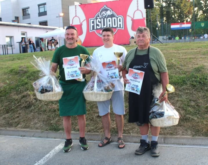 TRADICIONALNA 18. FIŠIJADA U PLETERNICI: Prvo mjesto osvojio Benjamin Hodulak iz Resnika