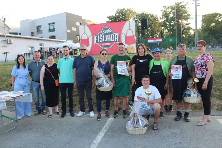 TRADICIONALNA 18. FIŠIJADA U PLETERNICI: Prvo mjesto osvojio Benjamin Hodulak iz Resnika
