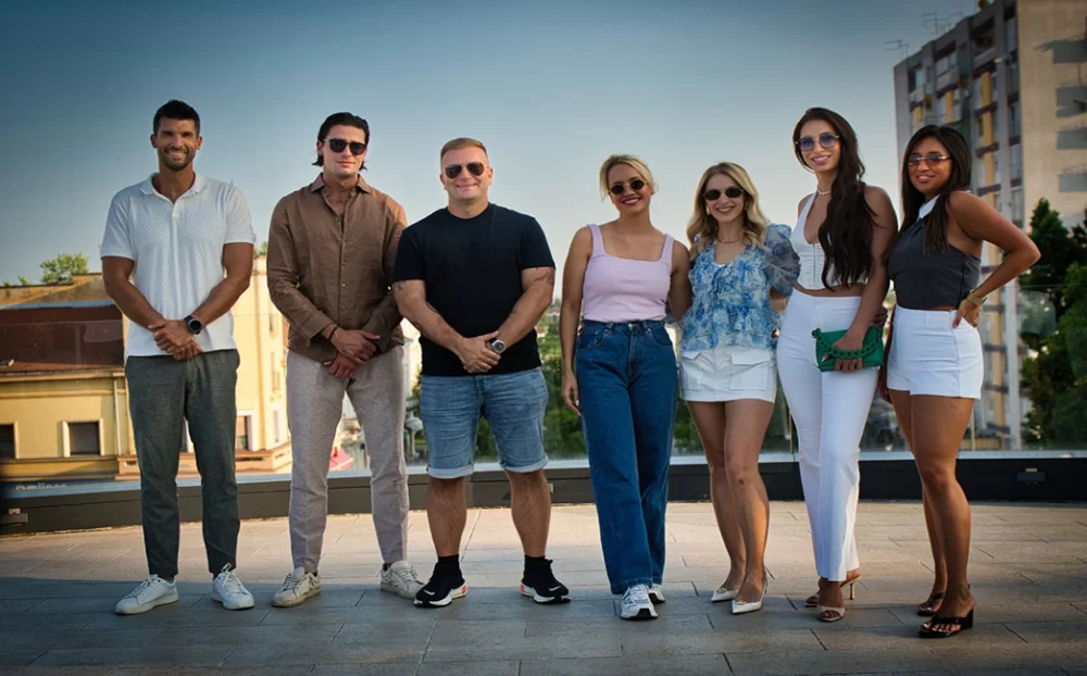 SB Online | Dvije „Gospodine Savršene“, poznate influencerice i medijska lica posjetile su Slavonski Brod