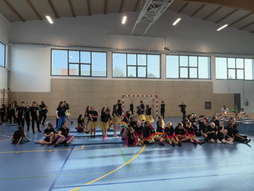 Športsko plesni klub Top Dance obilježio 30 godina predanog rada s djecom i mladima