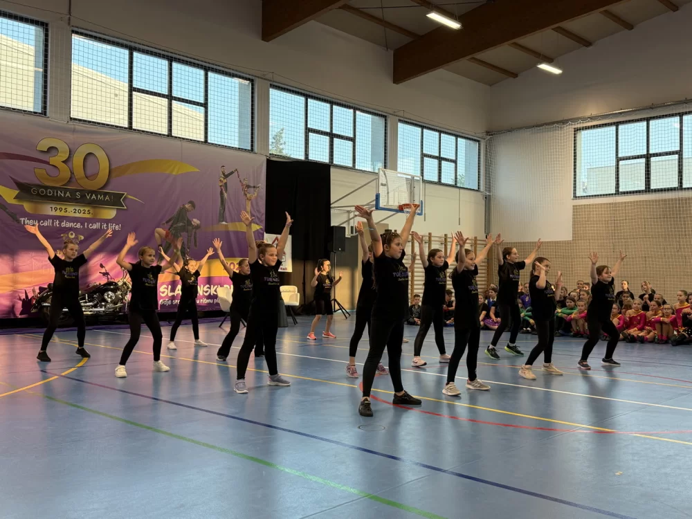Športsko plesni klub Top Dance obilježio 30 godina predanog rada s djecom i mladima