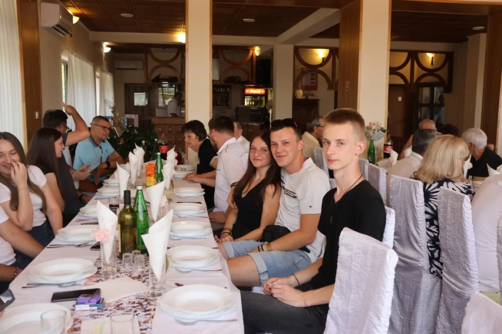 Pisma su bila presudna za vjenčanje dvoje susjeda