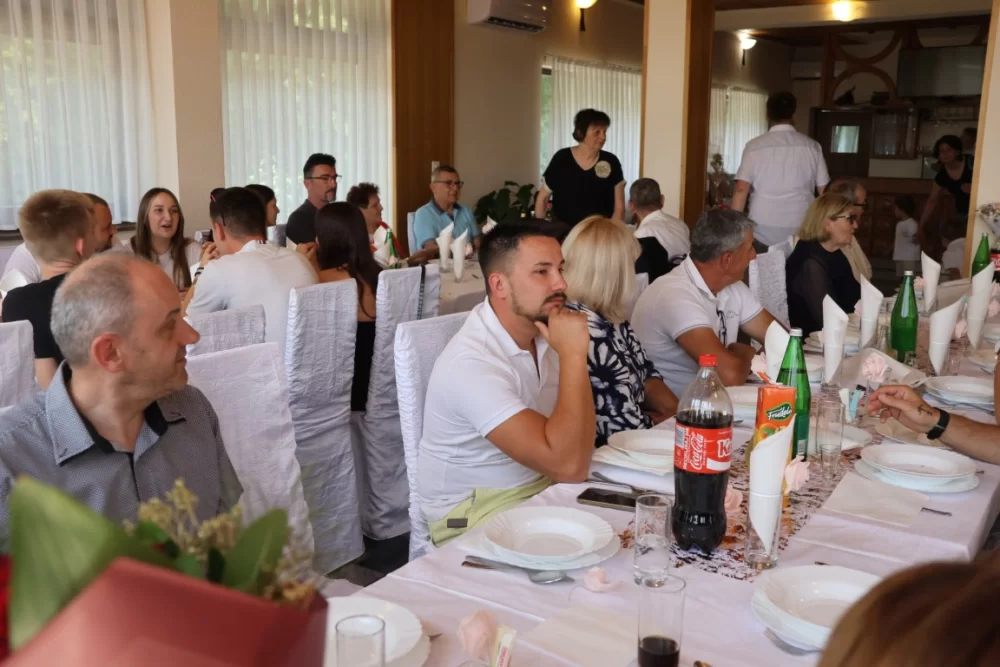 Pisma su bila presudna za vjenčanje dvoje susjeda