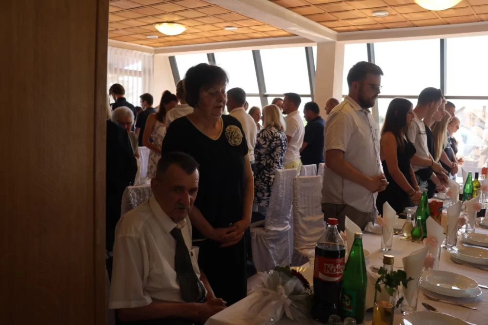 Pisma su bila presudna za vjenčanje dvoje susjeda