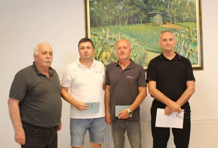 ŠAHOVSKI TURNIR „LIDAS 2025“: Pobjednički pehar osvojio novosadski velemajstor Siniša Dražić 