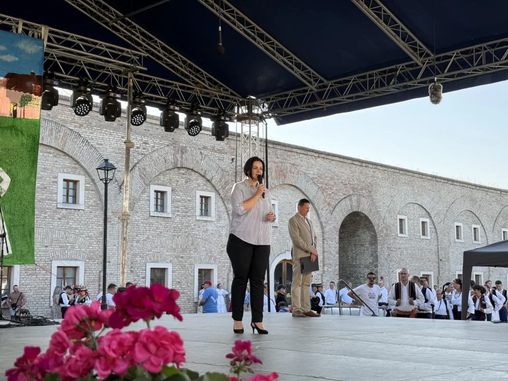 Brodskim kolom slavonska tradicija zasjala u punom sjaju