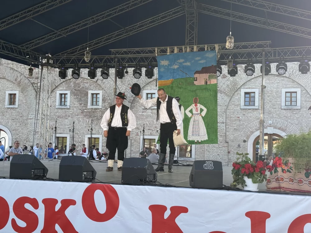 Brodskim kolom slavonska tradicija zasjala u punom sjaju