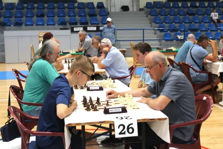 POŽEGA GRAD ŠAHA: Održan Međunarodni šahovski turnir - pobjednik zagrebački velemajstor Mladen Palac
