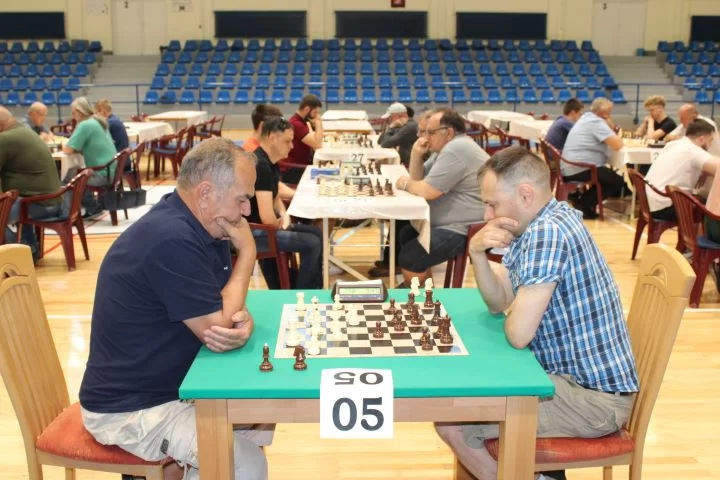 POŽEGA GRAD ŠAHA: Održan Međunarodni šahovski turnir - pobjednik zagrebački velemajstor Mladen Palac