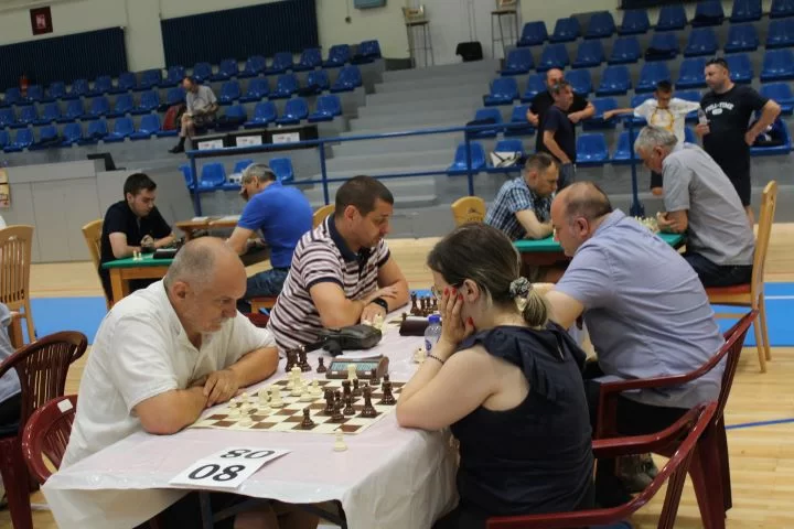 POŽEGA GRAD ŠAHA: Održan Međunarodni šahovski turnir - pobjednik zagrebački velemajstor Mladen Palac