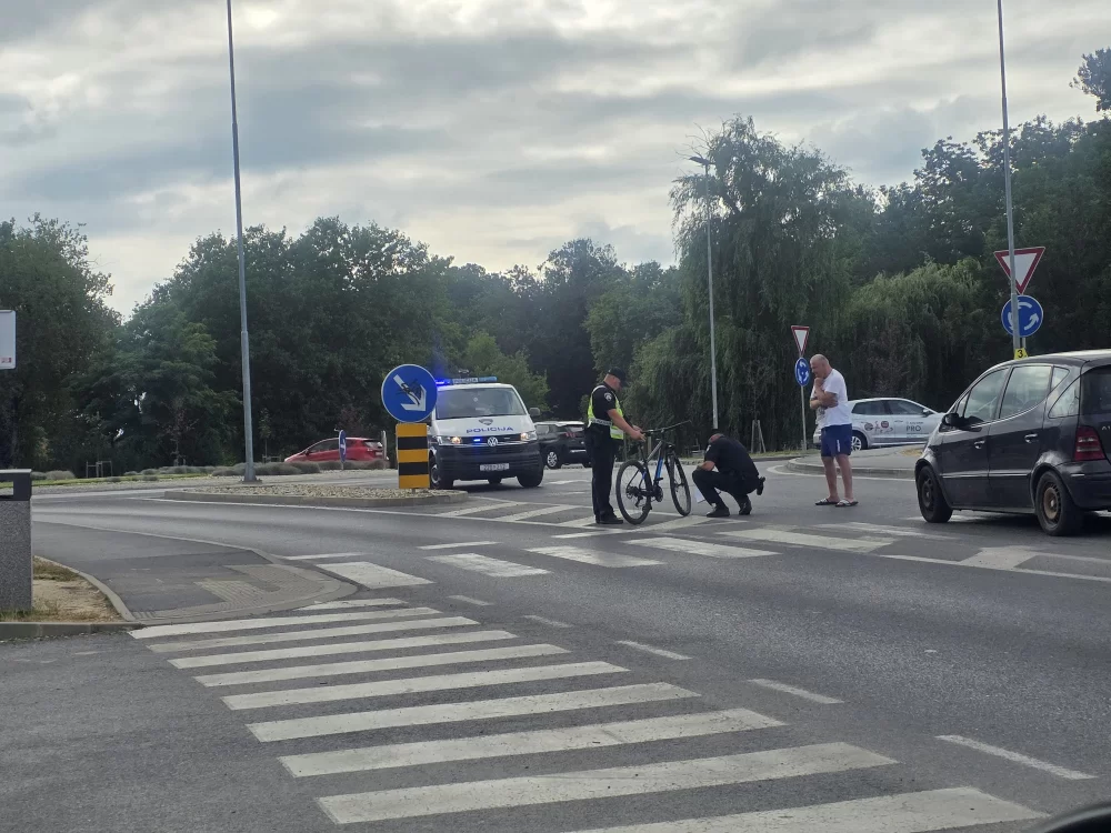 Požega.eu | Na pješačkom prijelazu autom udario u biciklisticu; ona zaradila optužni prijedlog