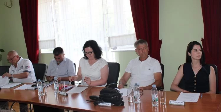 KONSTITUIRAJUĆA SJEDNICA PLETERNIČKOG GRADSKOG VIJEĆA: Novi predsjednik Domagoj Katić, a potpredsjednici Marko Markota i Marko Vidakušić 