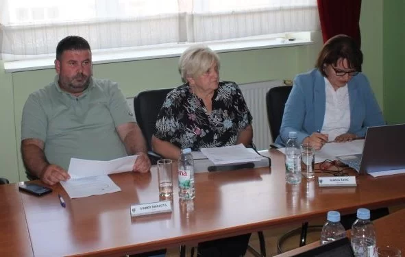 KONSTITUIRAJUĆA SJEDNICA PLETERNIČKOG GRADSKOG VIJEĆA: Novi predsjednik Domagoj Katić, a potpredsjednici Marko Markota i Marko Vidakušić 