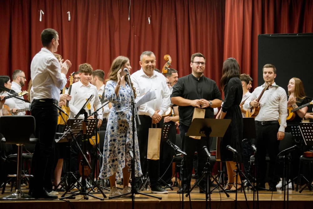 Održan koncert Kutjevačkog tamburaškog orkestra