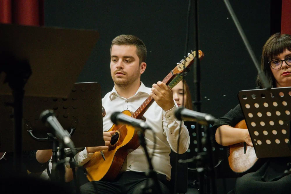 Održan koncert Kutjevačkog tamburaškog orkestra
