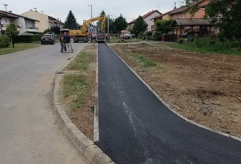 SB Online | Završena izgradnja nove pješačke staze u Baranjskoj ulici