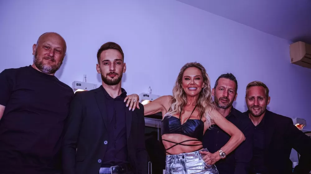 Ulazak u ljeto tijekom magične noći uz paljenje Ivanjskog krijesa