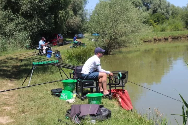 RIBIČKI KUP „VALLIS AUREA“ Ekipni pobjednik Ribolovna športska udruga „Udica“ iz Donjeg Miholjca 