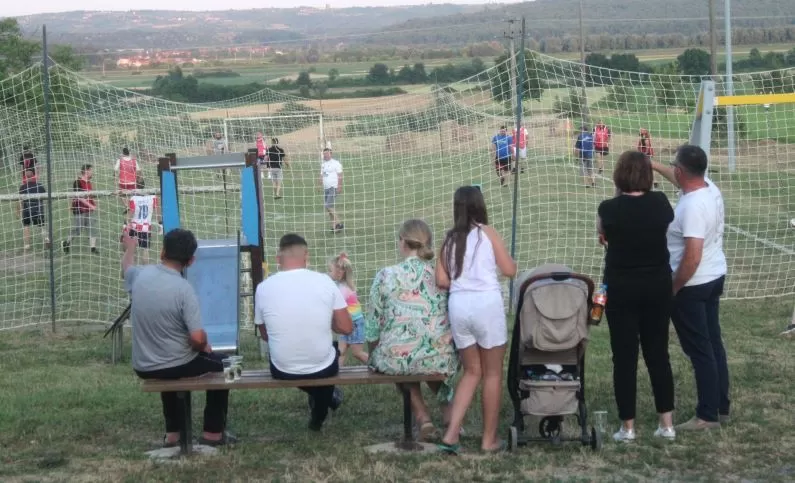 MJESNI ODBOR BRESNICA: Prvo druženje mještana nakon nadogradnje društvenog doma