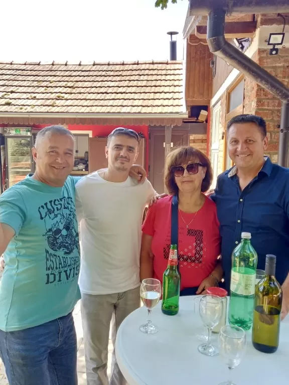 Požeški Ličani dva su puta nastupili u dvorani Lisinski, te četiri puta  u susjednoj Mađarskoj