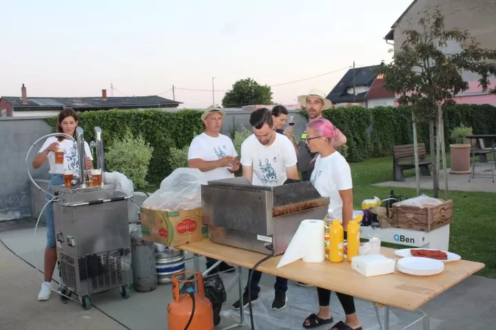 UOČI KONJIČKOG TURNIRA U PLETERNICI: Na Trgu bećarca obavljeno javno izvlačenje startnih brojeva