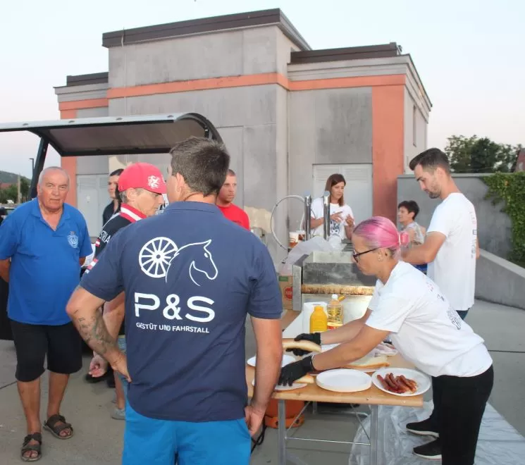 UOČI KONJIČKOG TURNIRA U PLETERNICI: Na Trgu bećarca obavljeno javno izvlačenje startnih brojeva