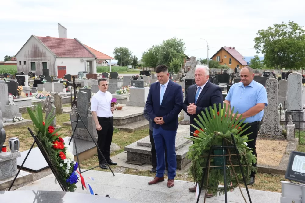 Godišnje nagrade Općine Kaptol primili Zdravko Sadilek, Lovro Vidić, Jelenko Topić i DVD Doljanovci