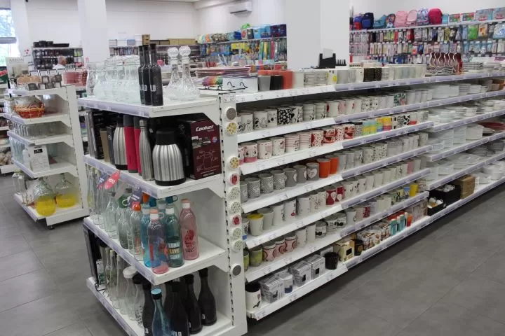 POSLOVNICA „OFFERTISSIME“ U PLETERNICI: Svečano proslavili petu godišnjicu rada