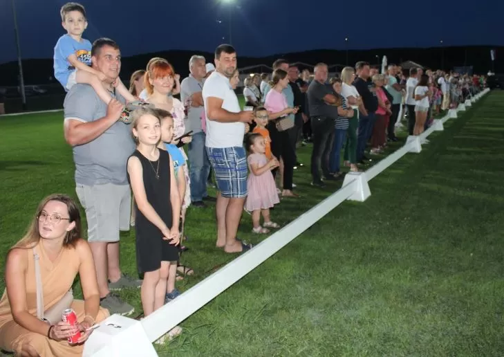 Adrenalinska noćna vožnja privukla brojne posjetitelje-pobjednik Vinko Katić