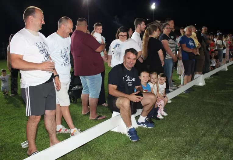 Adrenalinska noćna vožnja privukla brojne posjetitelje-pobjednik Vinko Katić