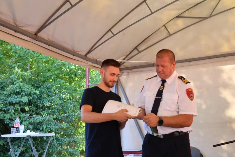 Četiri desetljeća vatrogastva Gornjih Emovaca – brojna priznanja članovima 