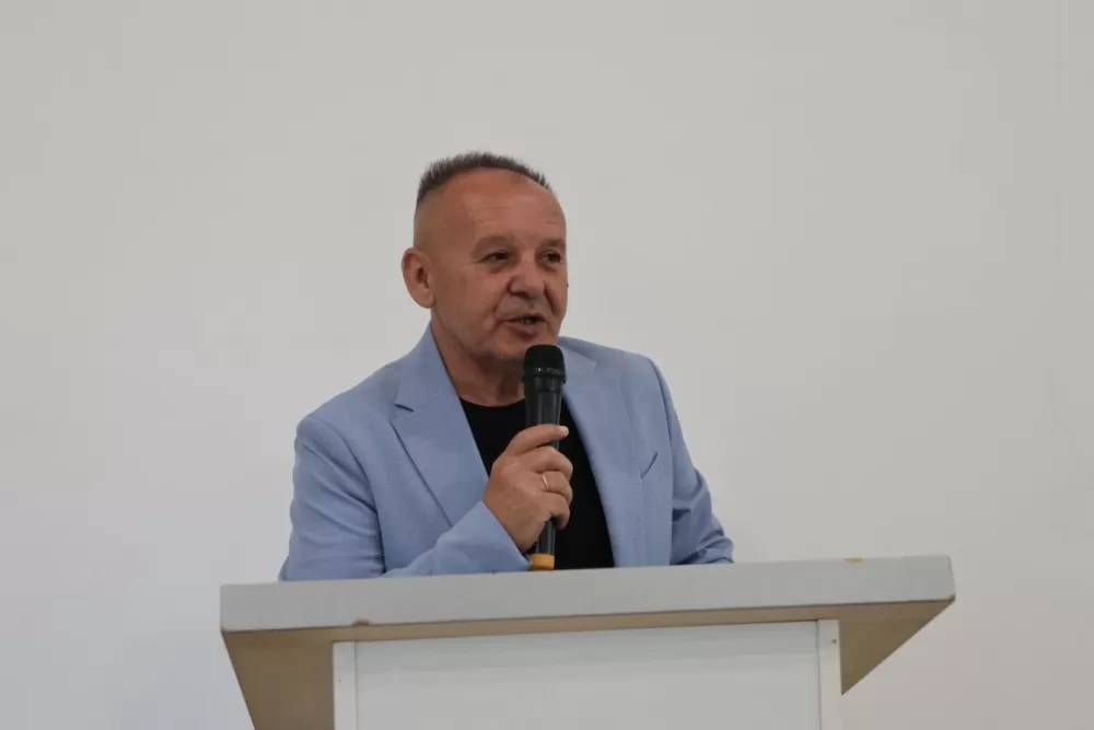 Brestovački branitelji prije skupštine svoje udruge položili vijence na spomenik poginulima