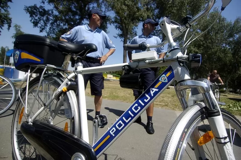 SB Online | Policija kod 52-godišnjaka pronašla dva otuđena bicikla te ih vratila vlasnicama