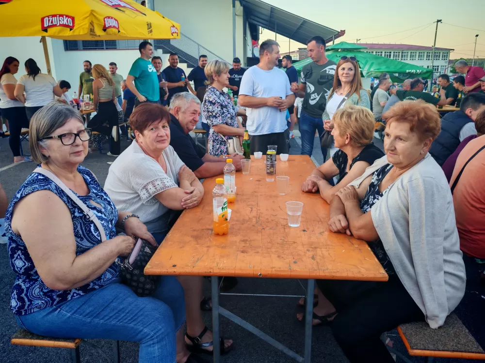 Najbolji čobanac u Podcrkavlju skluhala ekipa iz Tomice
