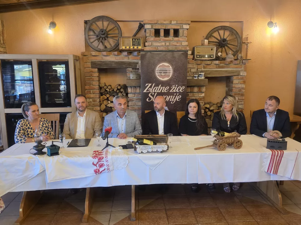 Požega.eu | POŽEŠKI FESTIVAL 2025: 41 nova pjesma, folklor, te koncerti Ćirinih uspješnica i Prljavaca