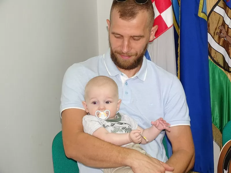 Tradicionalni prijem najmlađih sumještana i njihovih roditelja u Općini Jakšić