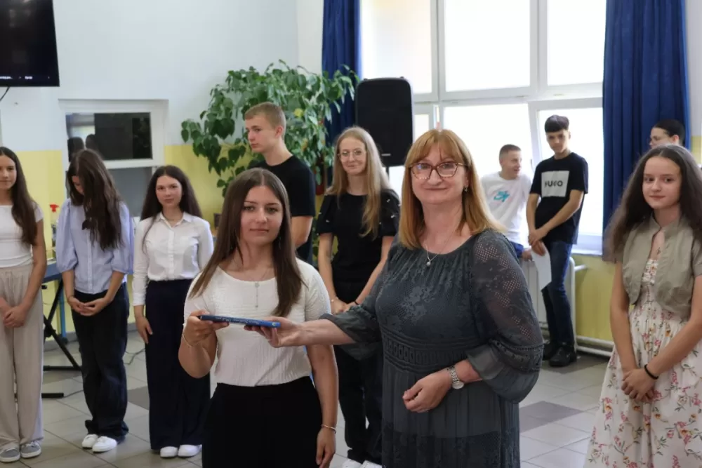 Općinski načelnik Bukovlja Igor Đaković uručio nagrade učenicima za izvrsnost na državnim i županijskim natjecanjima