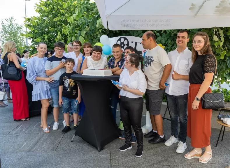 Druženjem i rođendanskom tortom proslavljena peta godišnjica uspješnog rada