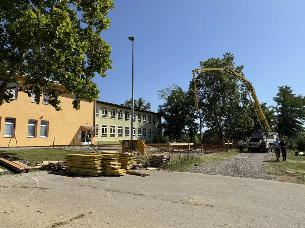 SB Online | Napreduje dogradnja Osnovne škole Đuro Pilar – ključan projekt za prelazak na jednosmjensku nastavu