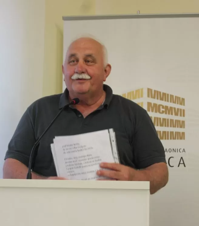 ŽENE SUDIONICE DOMOVINSKOG RATA: U Pleternici otvorena izložba slika braniteljica dragovoljki 123. brigade Hrvatske vojske