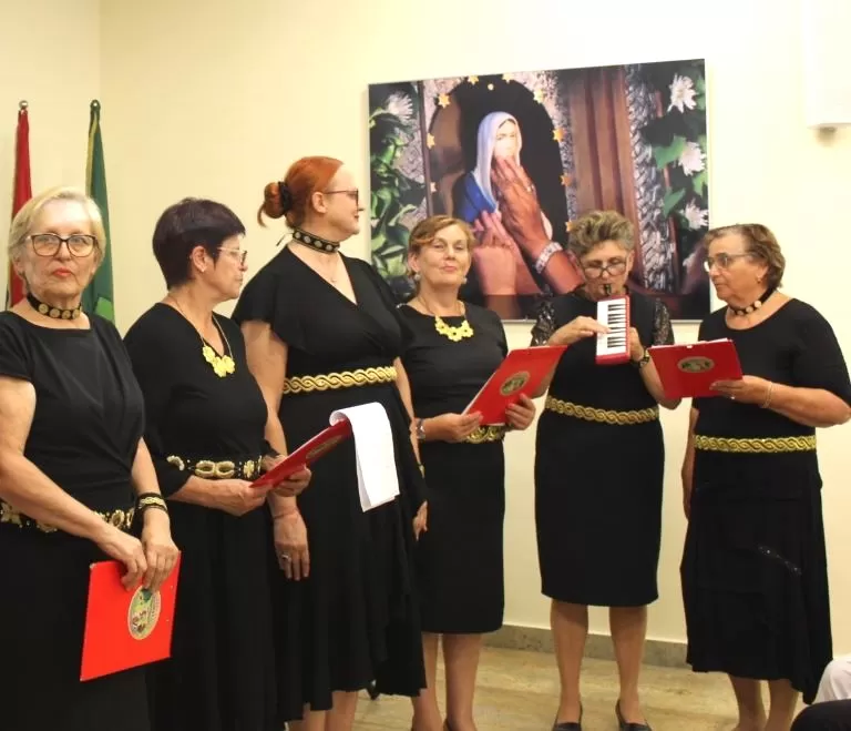 ŽENE SUDIONICE DOMOVINSKOG RATA: U Pleternici otvorena izložba slika braniteljica dragovoljki 123. brigade Hrvatske vojske