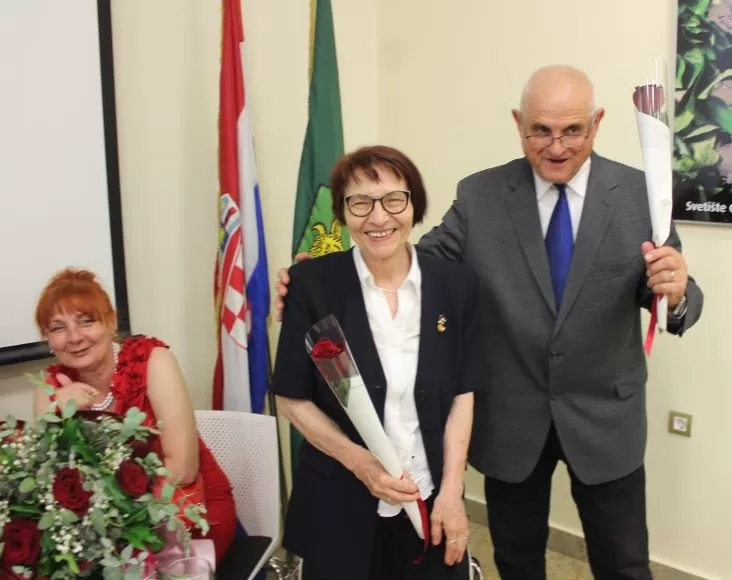 ŽENE SUDIONICE DOMOVINSKOG RATA: U Pleternici otvorena izložba slika braniteljica dragovoljki 123. brigade Hrvatske vojske
